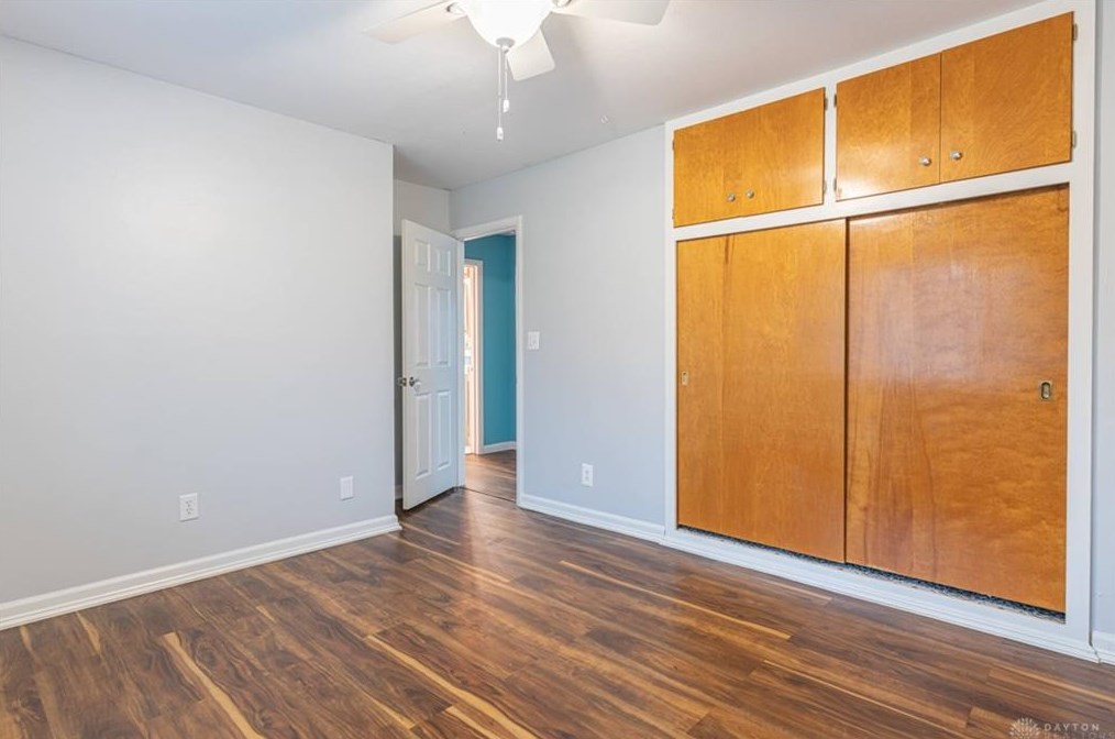 1013 Hollendale Dr, Dayton OH  45429-4744 exterior