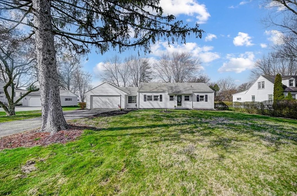 539 Possum Rd, Springfield OH  45502-9461 exterior