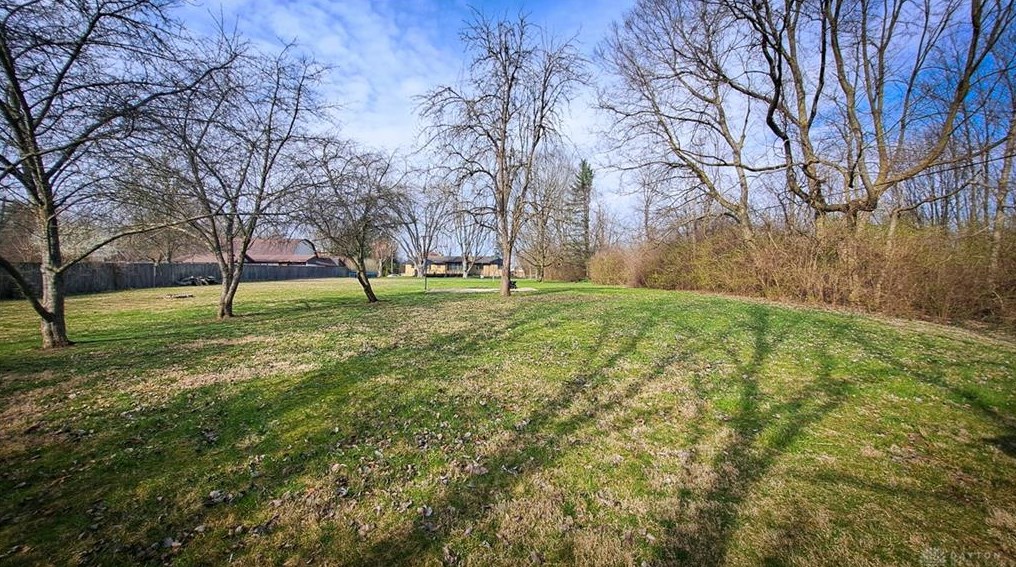 6262 Garber Rd, Dayton OH  45415-2010 exterior