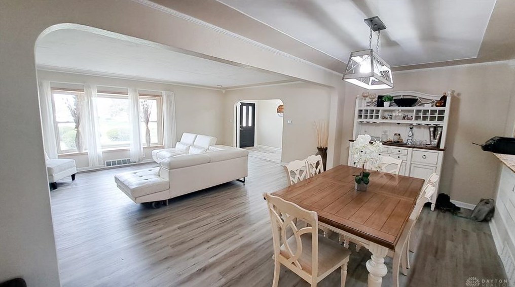 6262 Garber Rd, Dayton OH  45415-2010 exterior