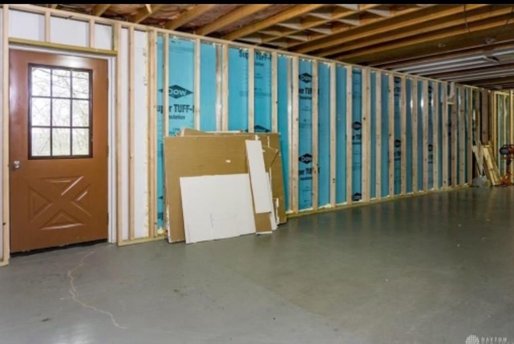 628 Mears Dr, Miamisburg OH  45342-2206 exterior