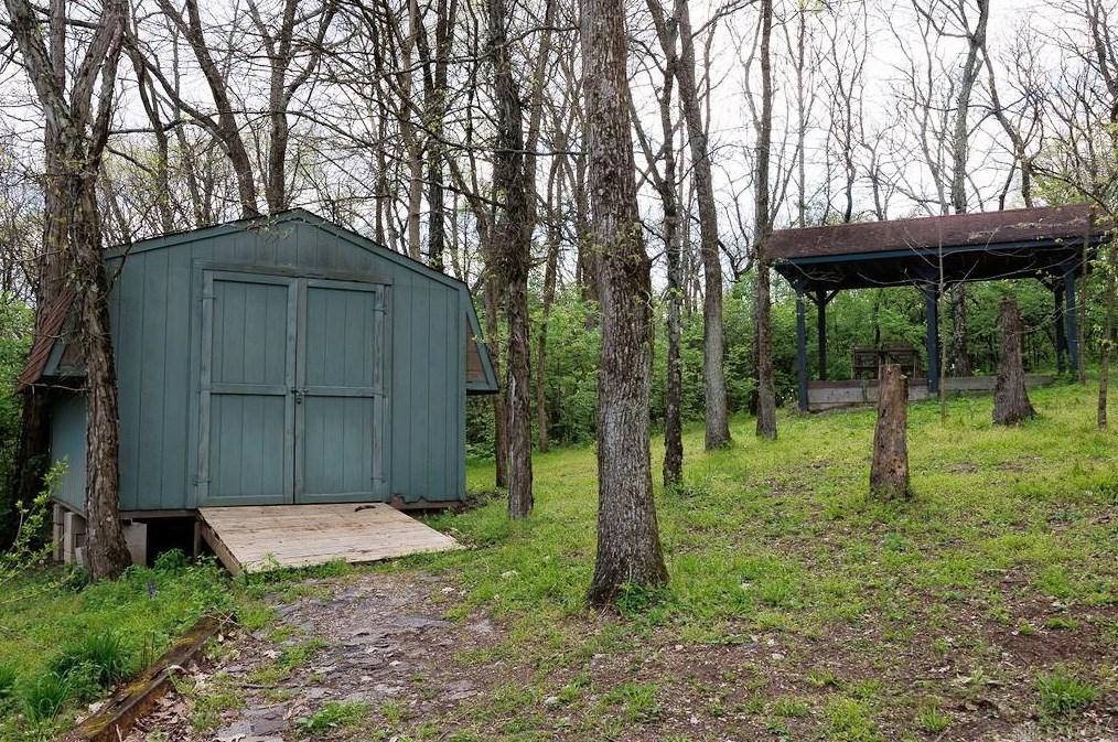 628 Mears Dr, Miamisburg OH  45342-2206 exterior