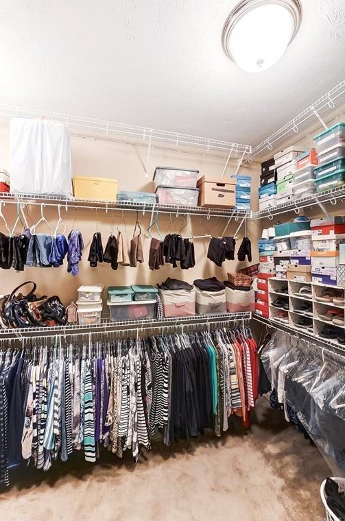 6651 Liberty Cir, Hamilton OH 45069-6412 exterior