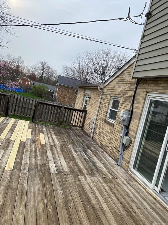 4170 Cedar Blf Cir, Dayton OH 45415-1906 exterior