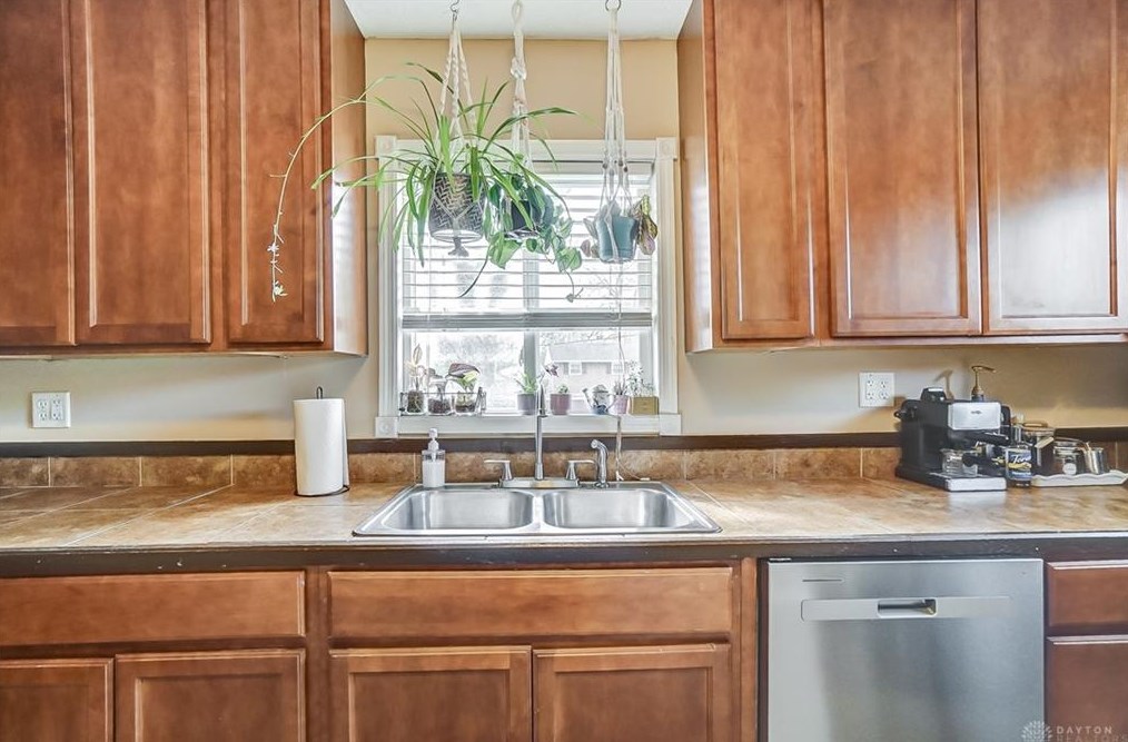 1126 11th St, Miamisburg OH  45342-1932 exterior