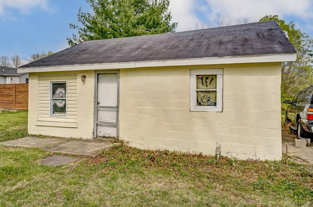 1126 11th St, Miamisburg OH  45342-1932 exterior