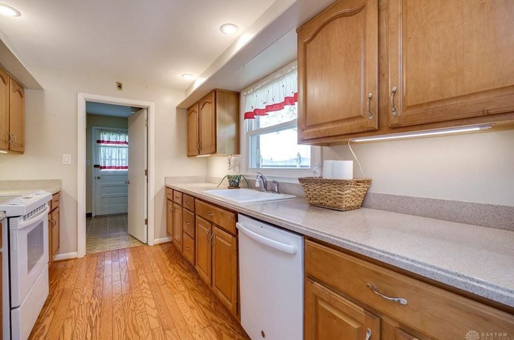 2123 Timberidge Cir, Dayton OH  45459-1342 exterior