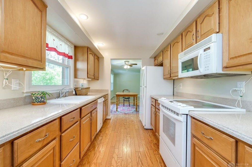 2123 Timberidge Cir, Dayton OH  45459-1342 exterior
