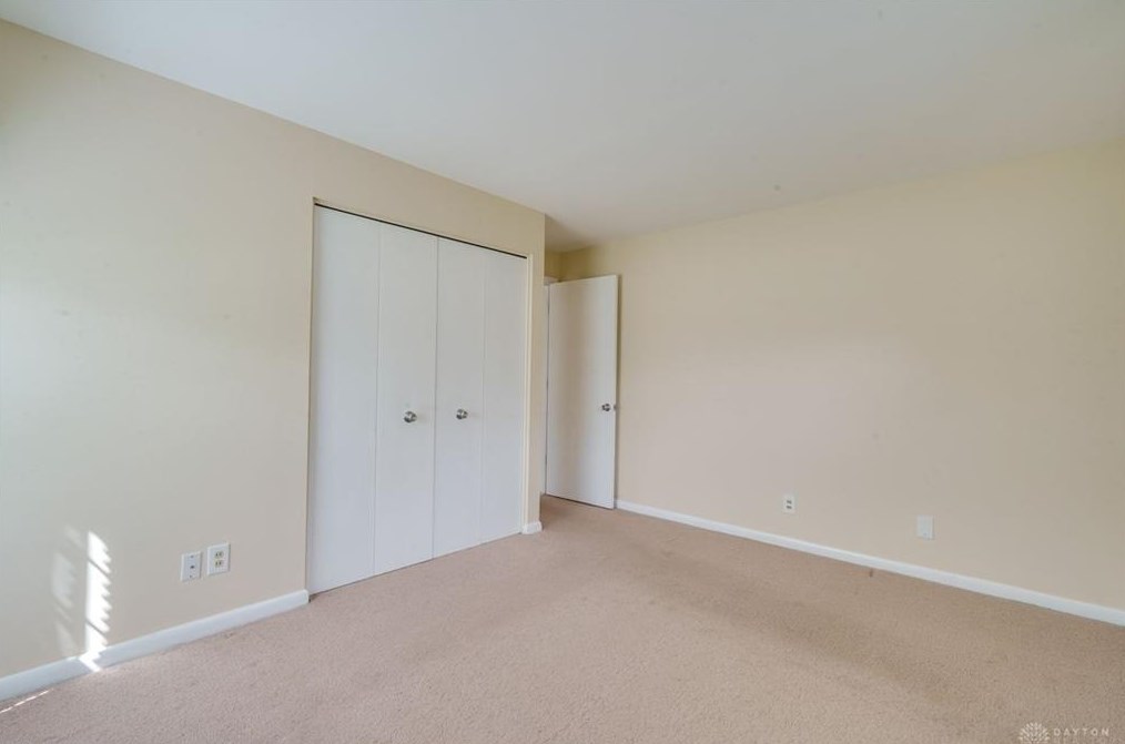 2123 Timberidge Cir, Dayton OH  45459-1342 exterior