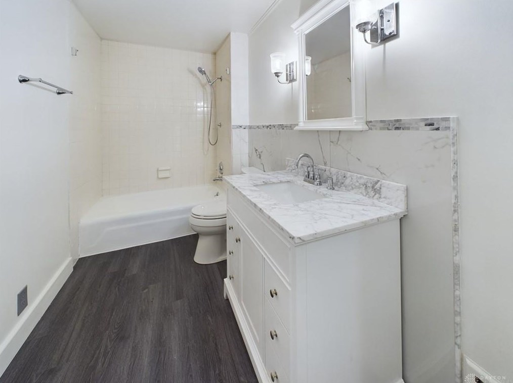 2830 Martel Dr, Dayton OH  45420-2244 exterior