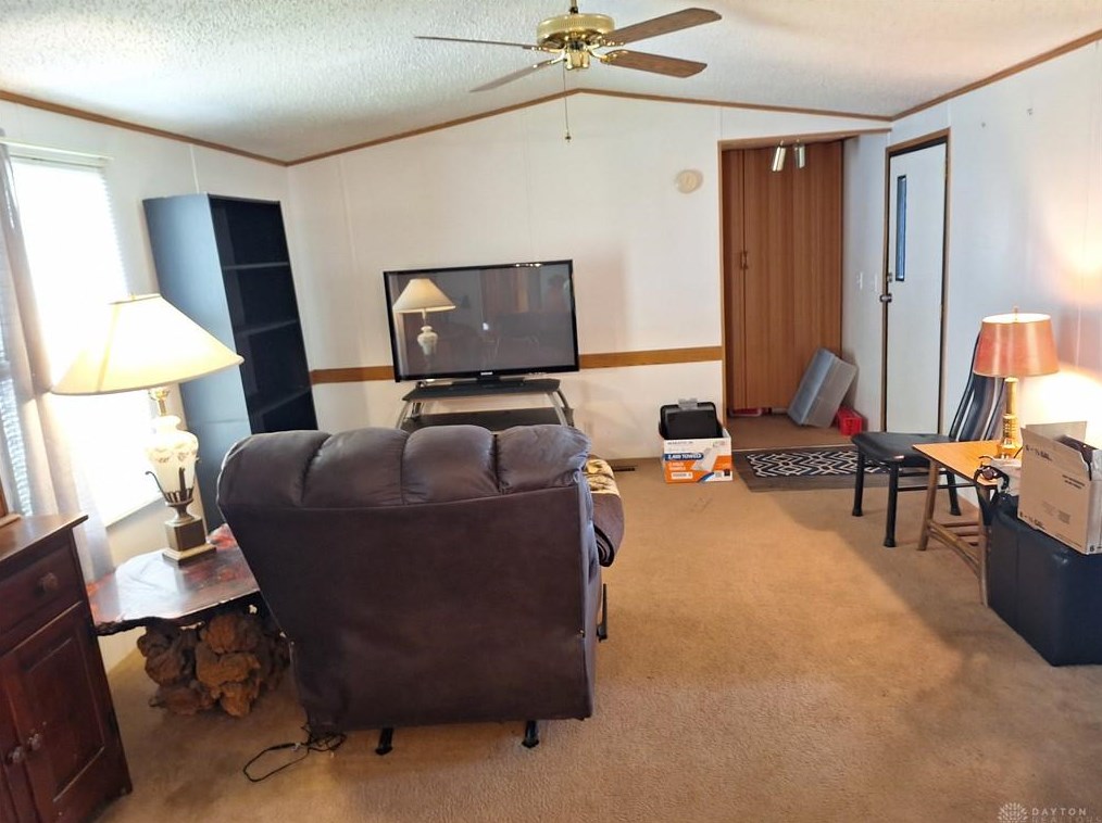 5105 Scotsman Dr, Dayton OH  45414-3636 exterior