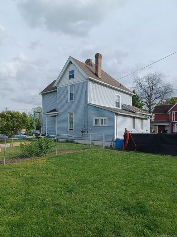 203 Western Ave, Springfield OH  45504-2719 exterior