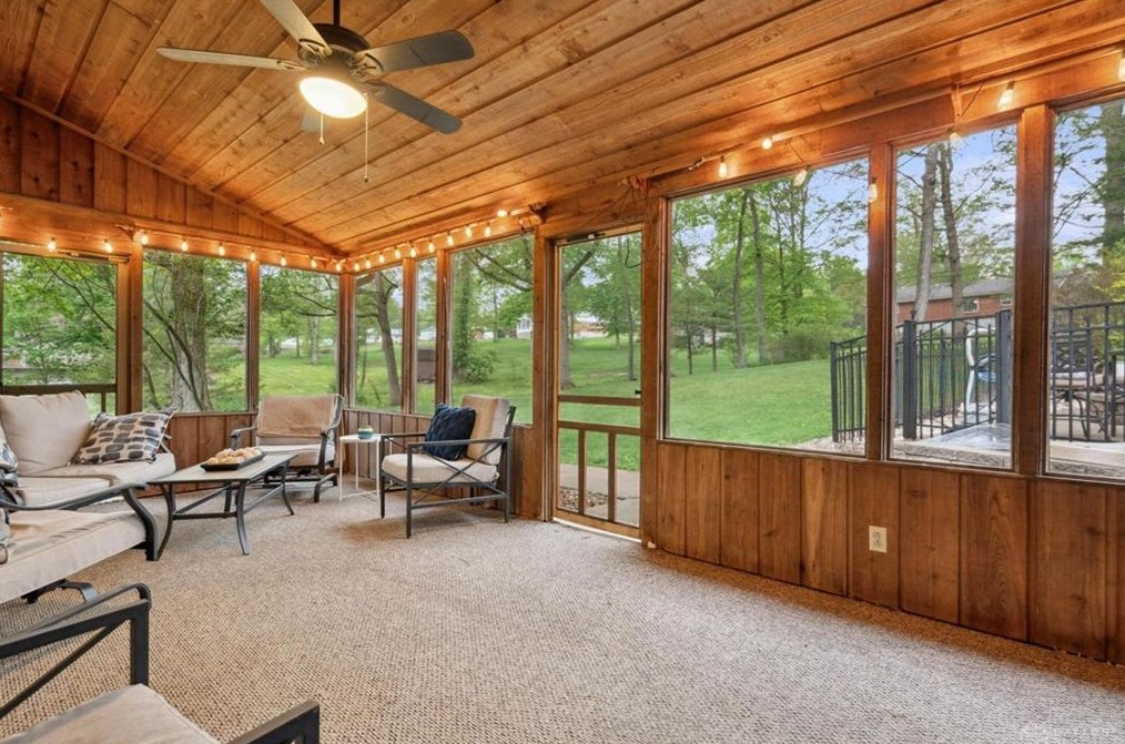 106 Newkirk Dr, Fairfax OH  exterior