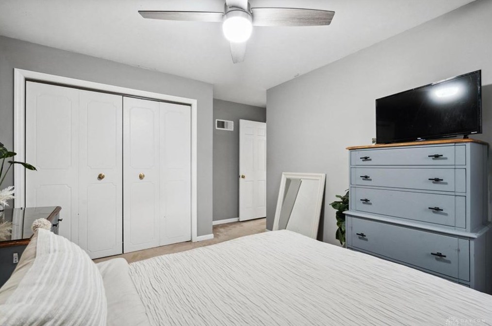 106 Newkirk Dr, Fairfax OH  exterior