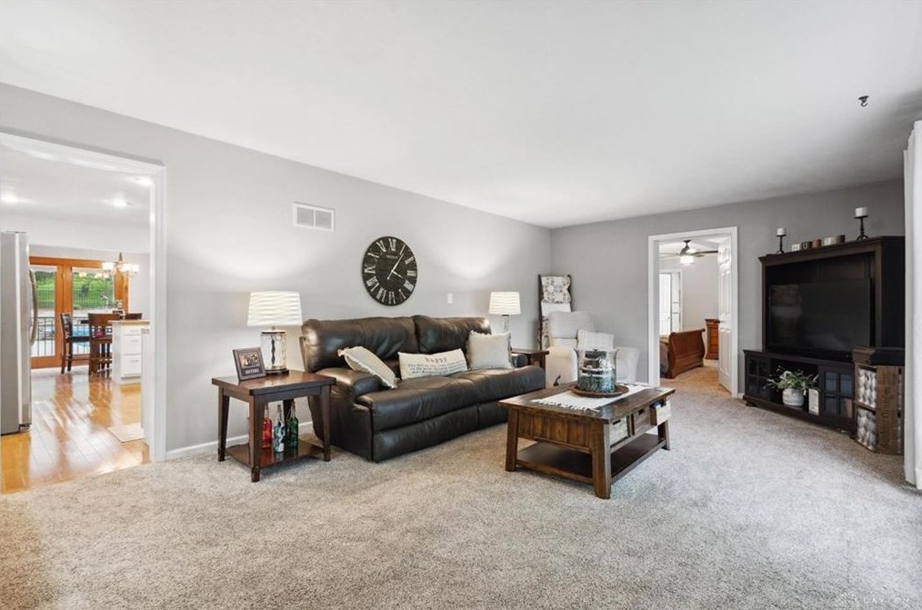 106 Newkirk Dr, Fairfax OH  exterior