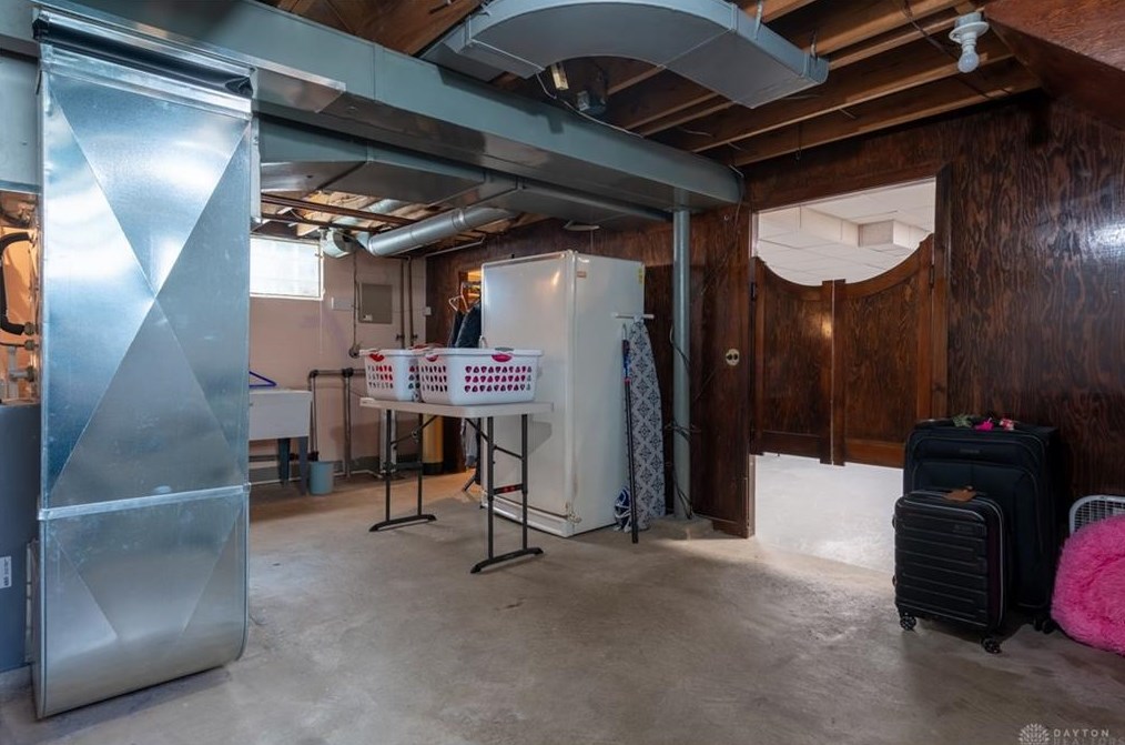 404 Rockhill Ave, Dayton OH  45429-2627 exterior