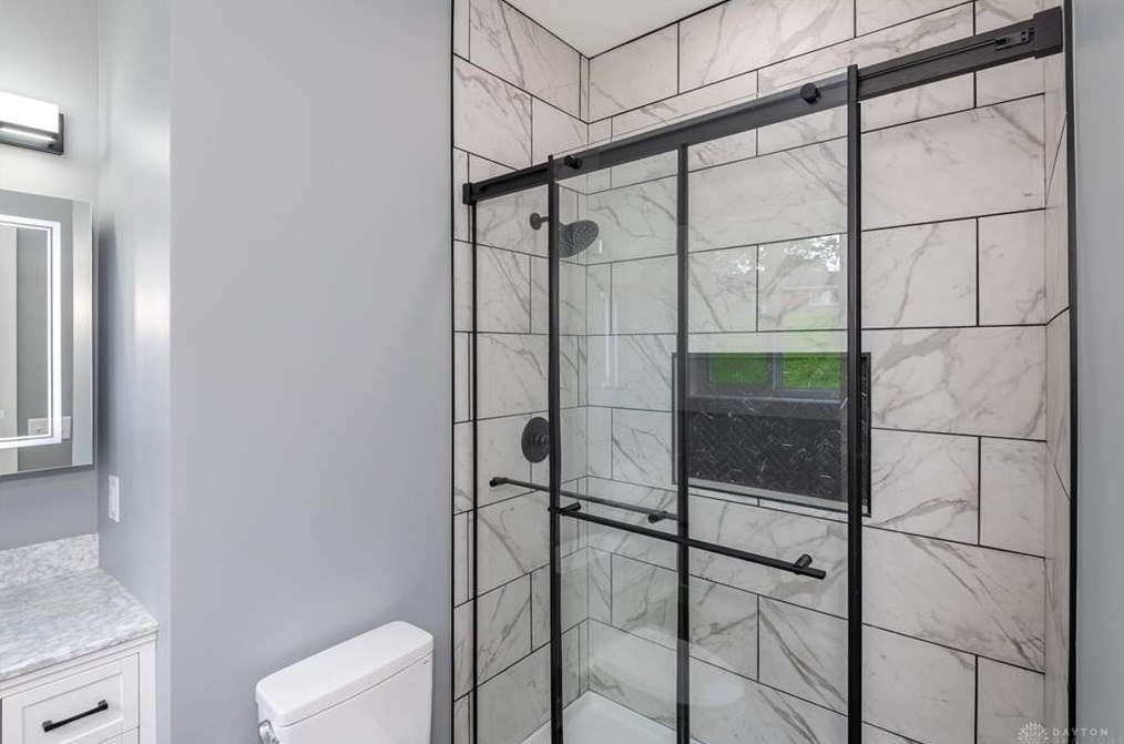 140 Kesling Dr, Springboro OH  45066-1231 exterior