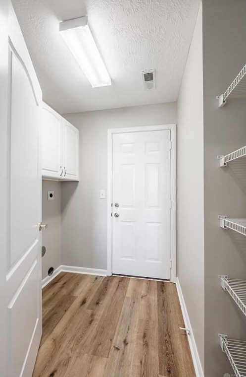 3573 Sequoia Dr, Dayton OH  45431-3783 exterior