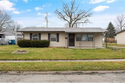 5625 Penn Avenue, Beavercreek, OH 45432 - Photo 1