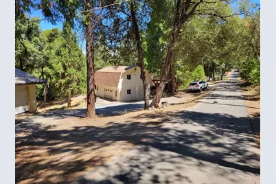 5401 Mayfair Lane, Somerset, CA 95684 - Photo 3