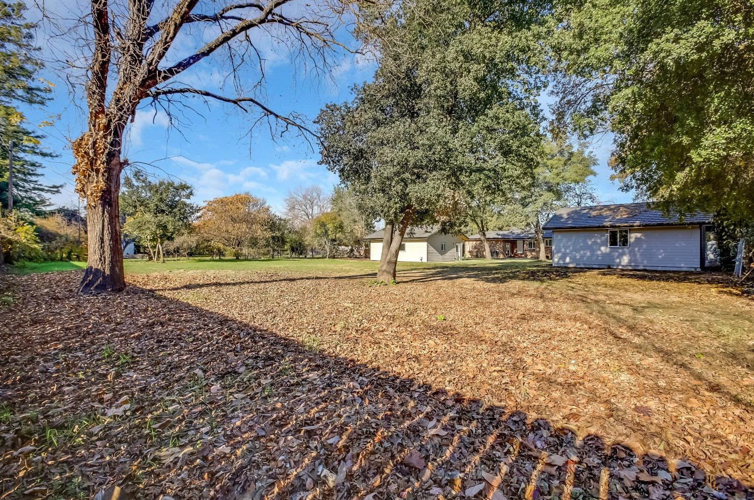 1040 Franklin Ave, Yuba City CA 95991-5320 exterior