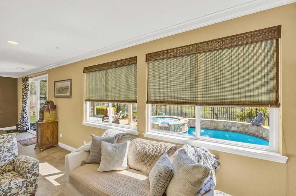 3646 Rosecrest Cir, Folsom CA 95762-9525 exterior