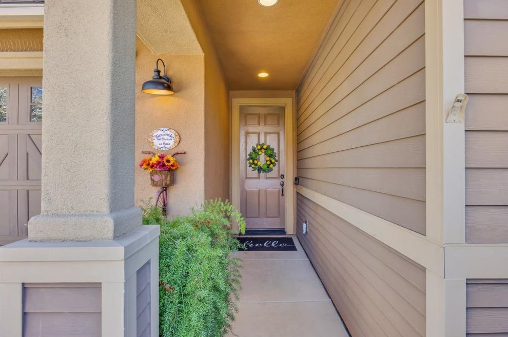 3646 Rosecrest Cir, Folsom CA 95762-9525 exterior