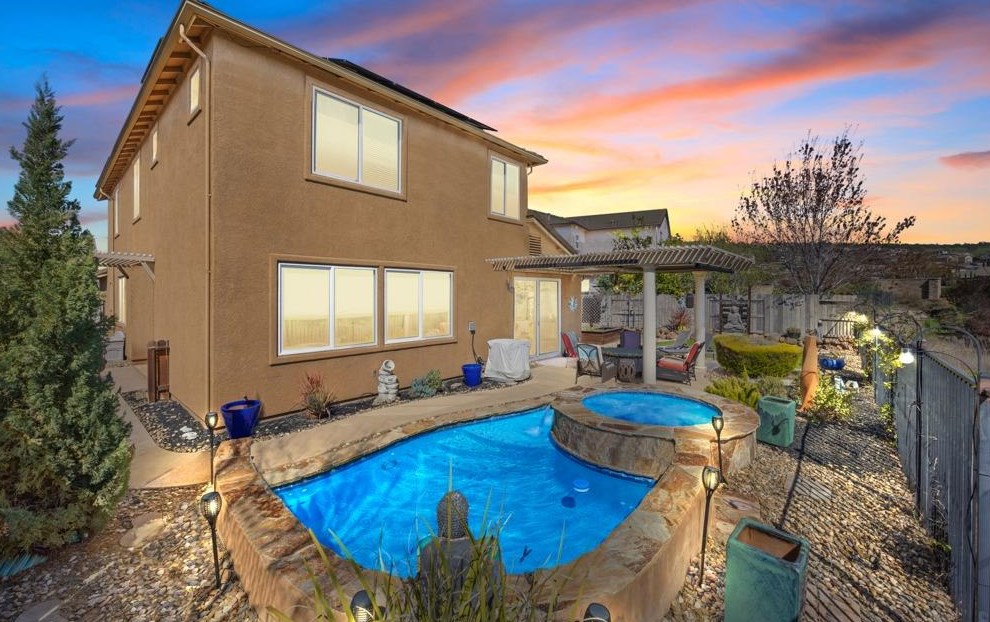 3646 Rosecrest Cir, Folsom CA 95762-9525 exterior