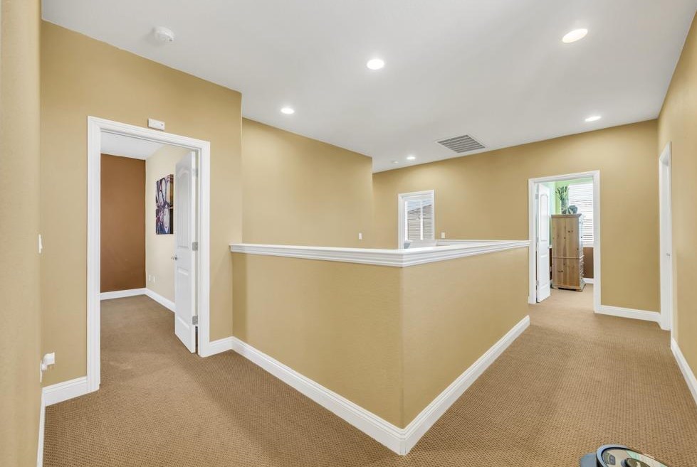 3646 Rosecrest Cir, Folsom CA 95762-9525 exterior