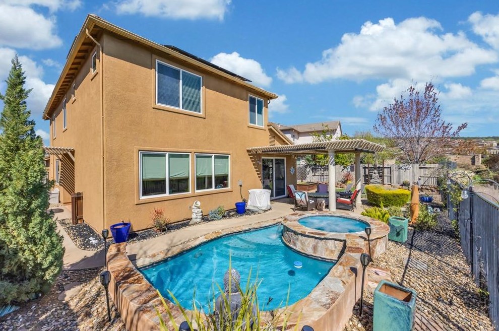 3646 Rosecrest Cir, Folsom CA 95762-9525 exterior