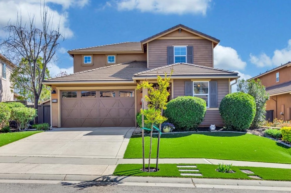 3646 Rosecrest Cir, Folsom CA 95762-9525 exterior