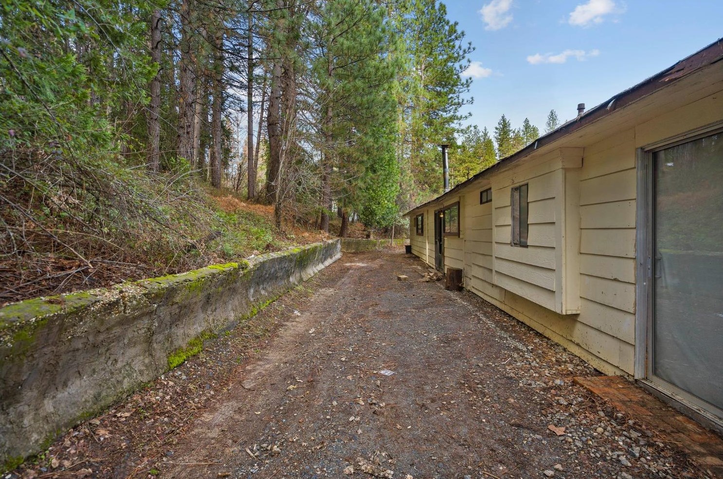 287 Olympia Dr, Grass Valley CA  95945-5169 exterior