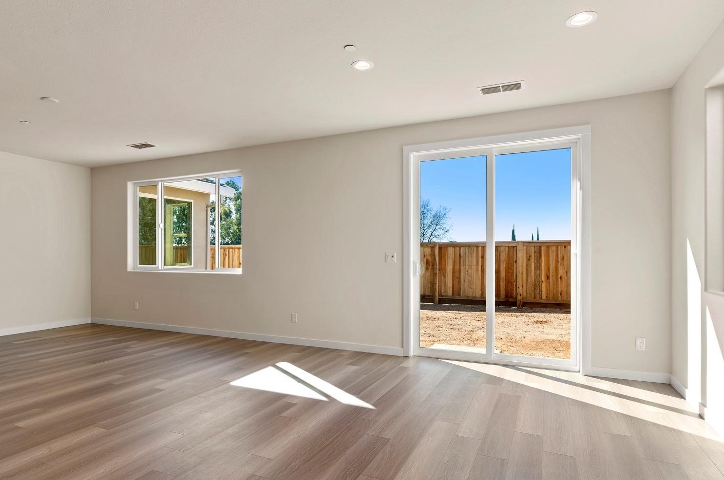 206 Velvet Bloom Ct, Lincoln CA  95648 exterior