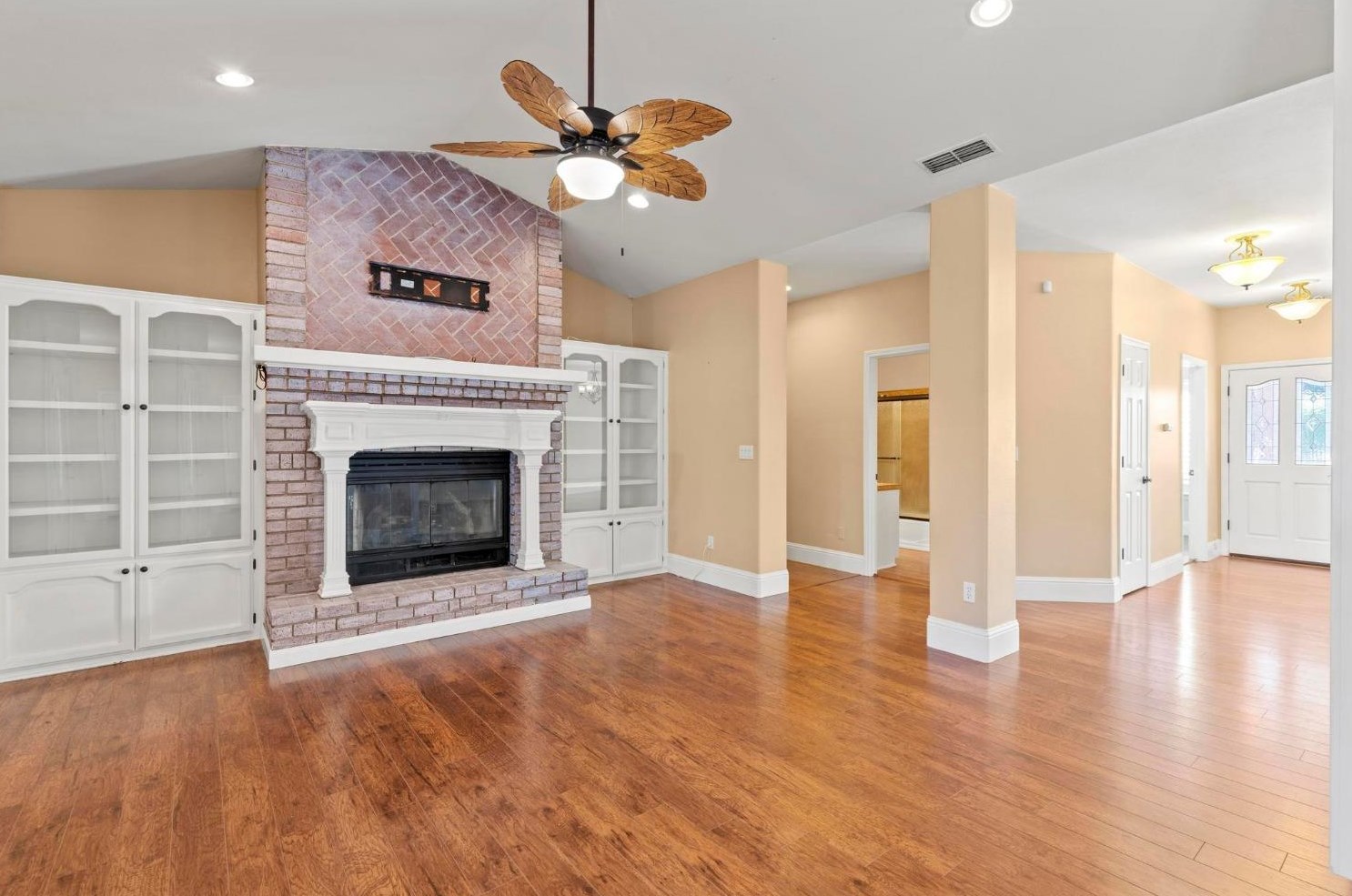 1811 Bradley Est Dr, Yuba City CA  95993-1671 exterior