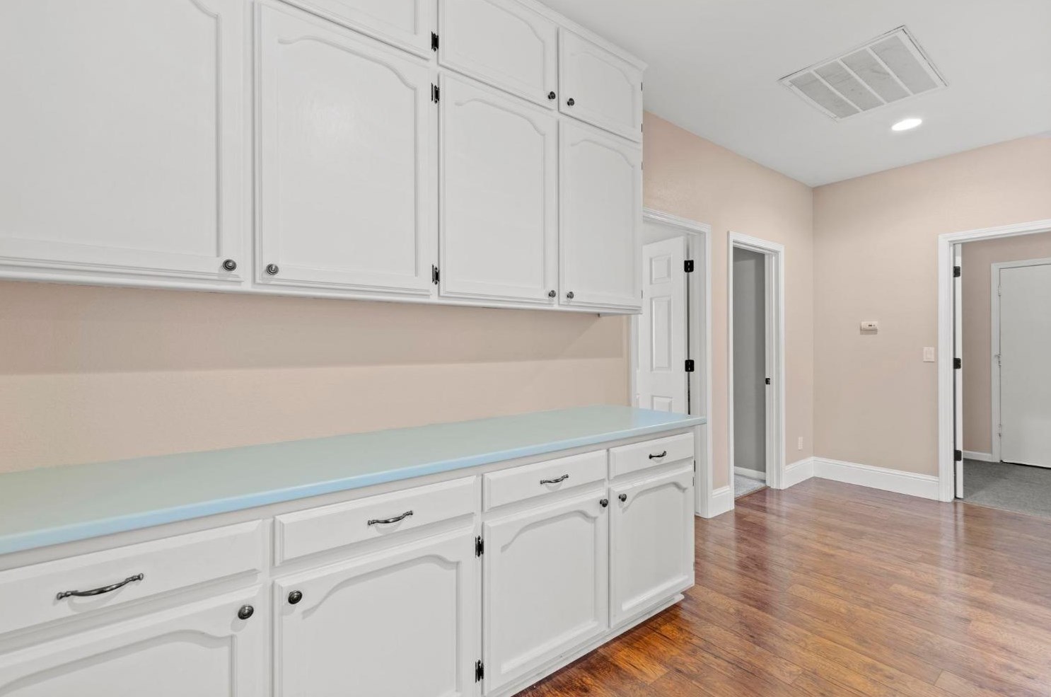 1811 Bradley Est Dr, Yuba City CA  95993-1671 exterior