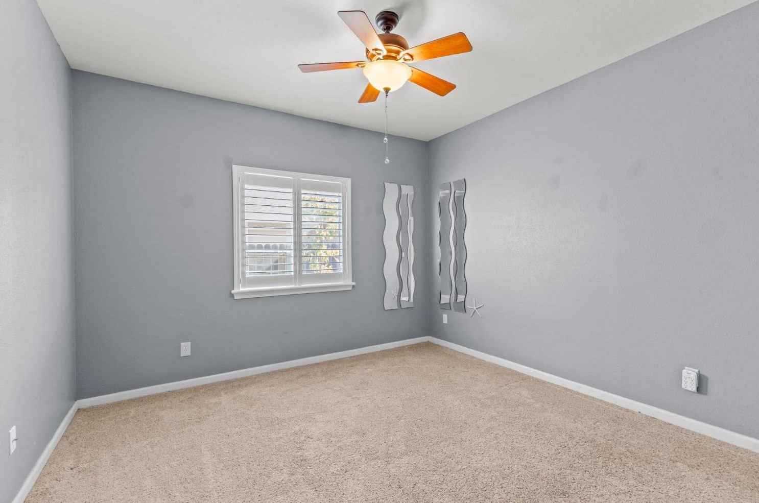 1811 Bradley Est Dr, Yuba City CA  95993-1671 exterior