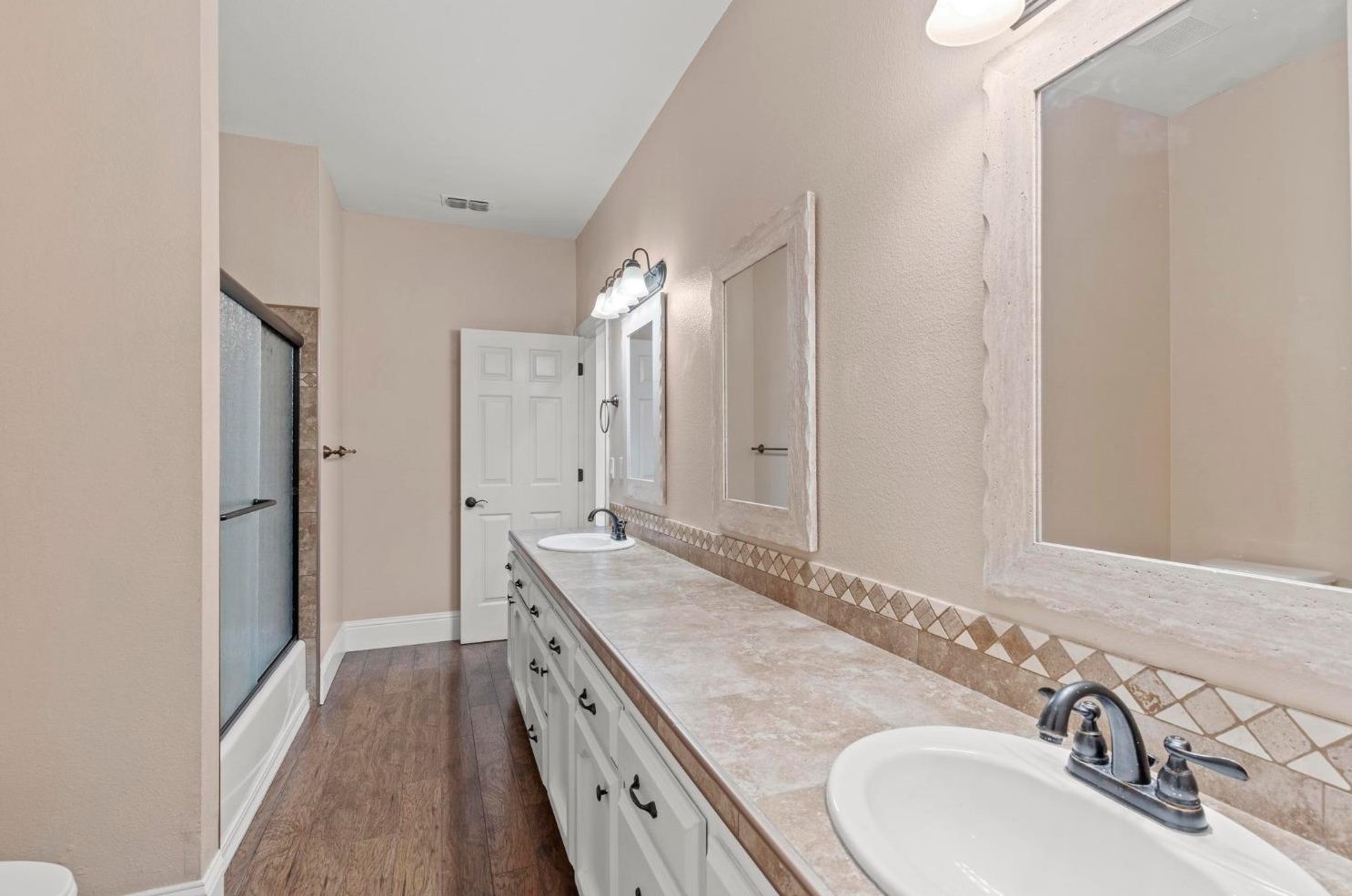 1811 Bradley Est Dr, Yuba City CA  95993-1671 exterior