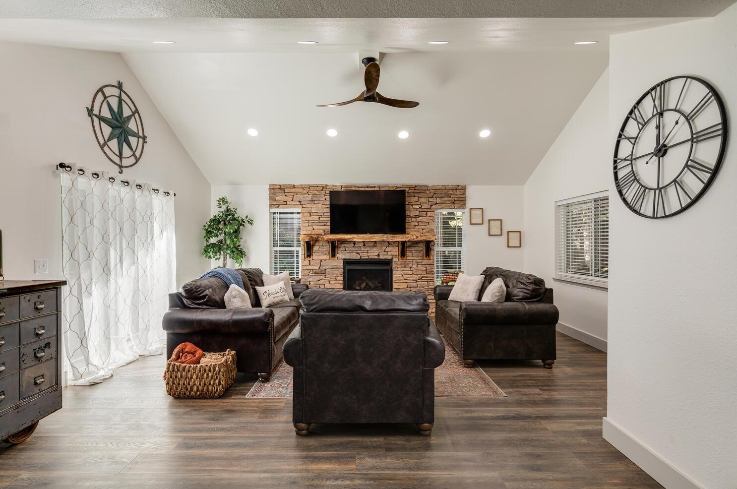 18545 Cruzon Grade Rd, Cherokee CA 95959-8539 exterior