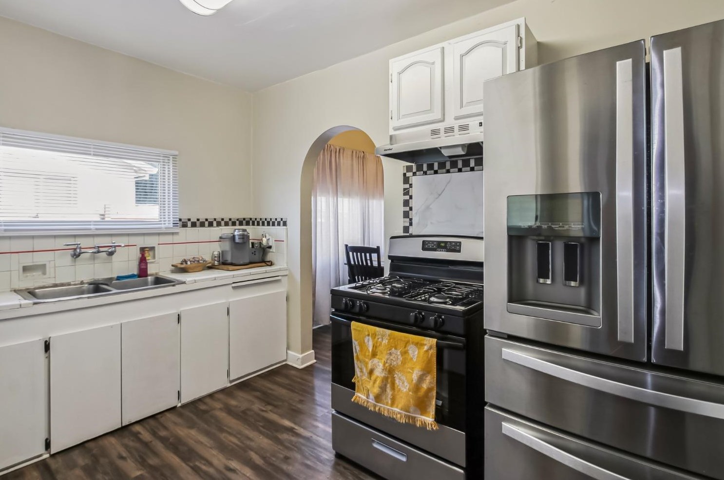 764 Bridge St, Yuba City CA 95991-3823 exterior