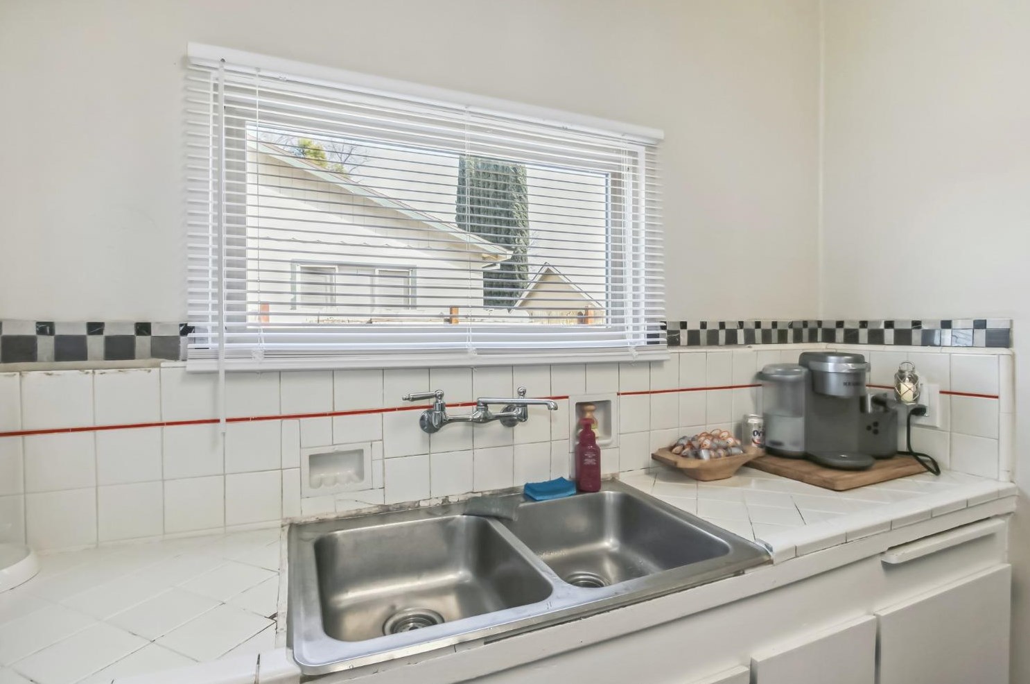 764 Bridge St, Yuba City CA 95991-3823 exterior