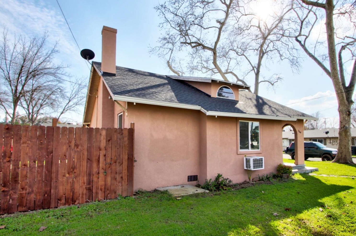 764 Bridge St, Yuba City CA 95991-3823 exterior