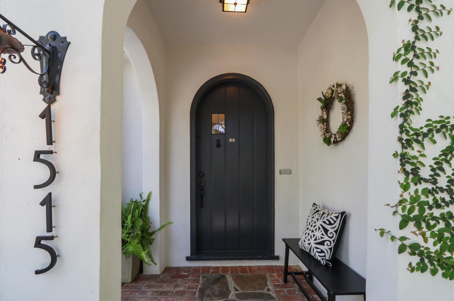 1515 41st St, Sacramento CA  95819-4042 exterior