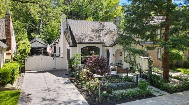 1515 41st St, Sacramento CA  95819-4042 exterior