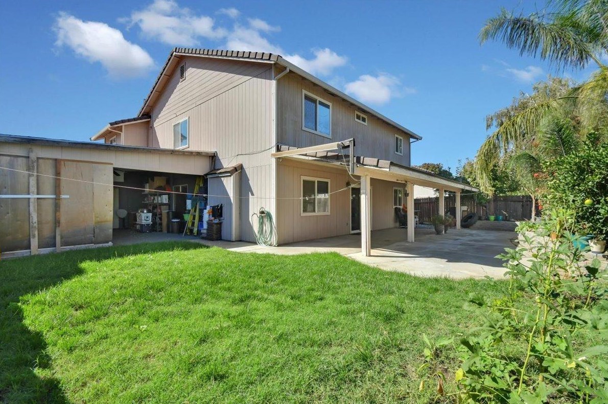 1661 Chelsea Pl, Yuba City CA  95993-7674 exterior