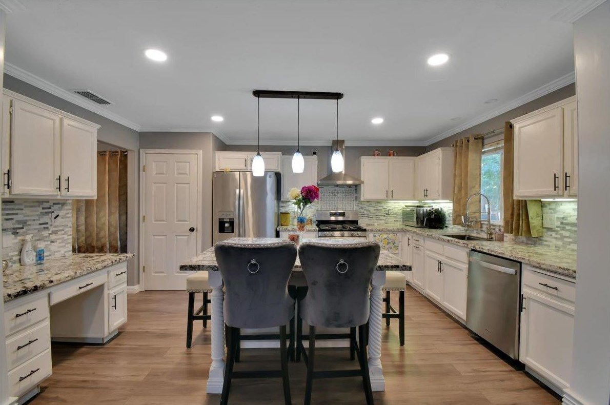 1661 Chelsea Pl, Yuba City CA  95993-7674 exterior