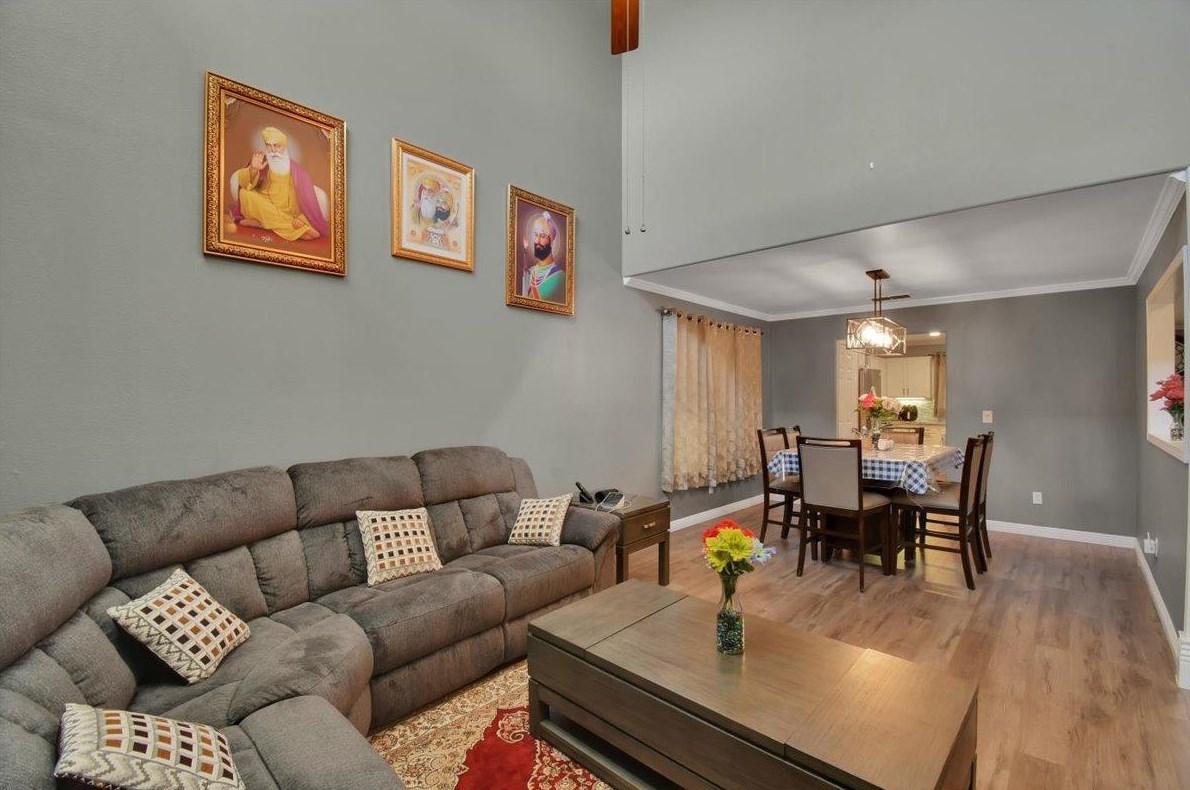 1661 Chelsea Pl, Yuba City CA  95993-7674 exterior