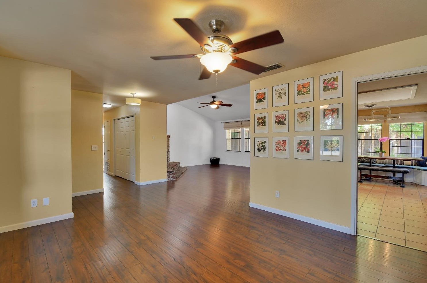 1967 Rameriz Dr, Yuba City CA  95993-7156 exterior
