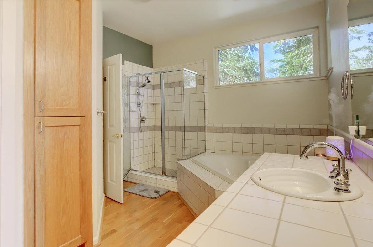 136 Sierra Blanca Ct, Grass Valley CA  95945-9741 exterior