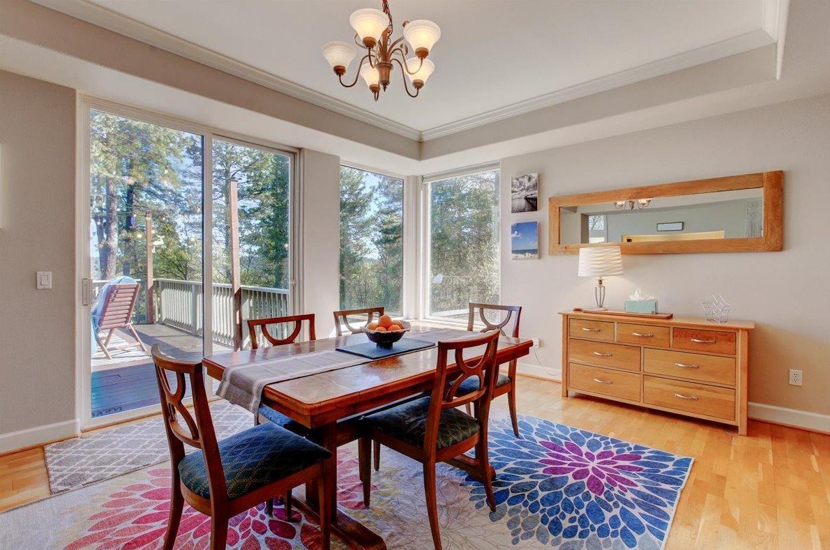 136 Sierra Blanca Ct, Grass Valley CA  95945-9741 exterior