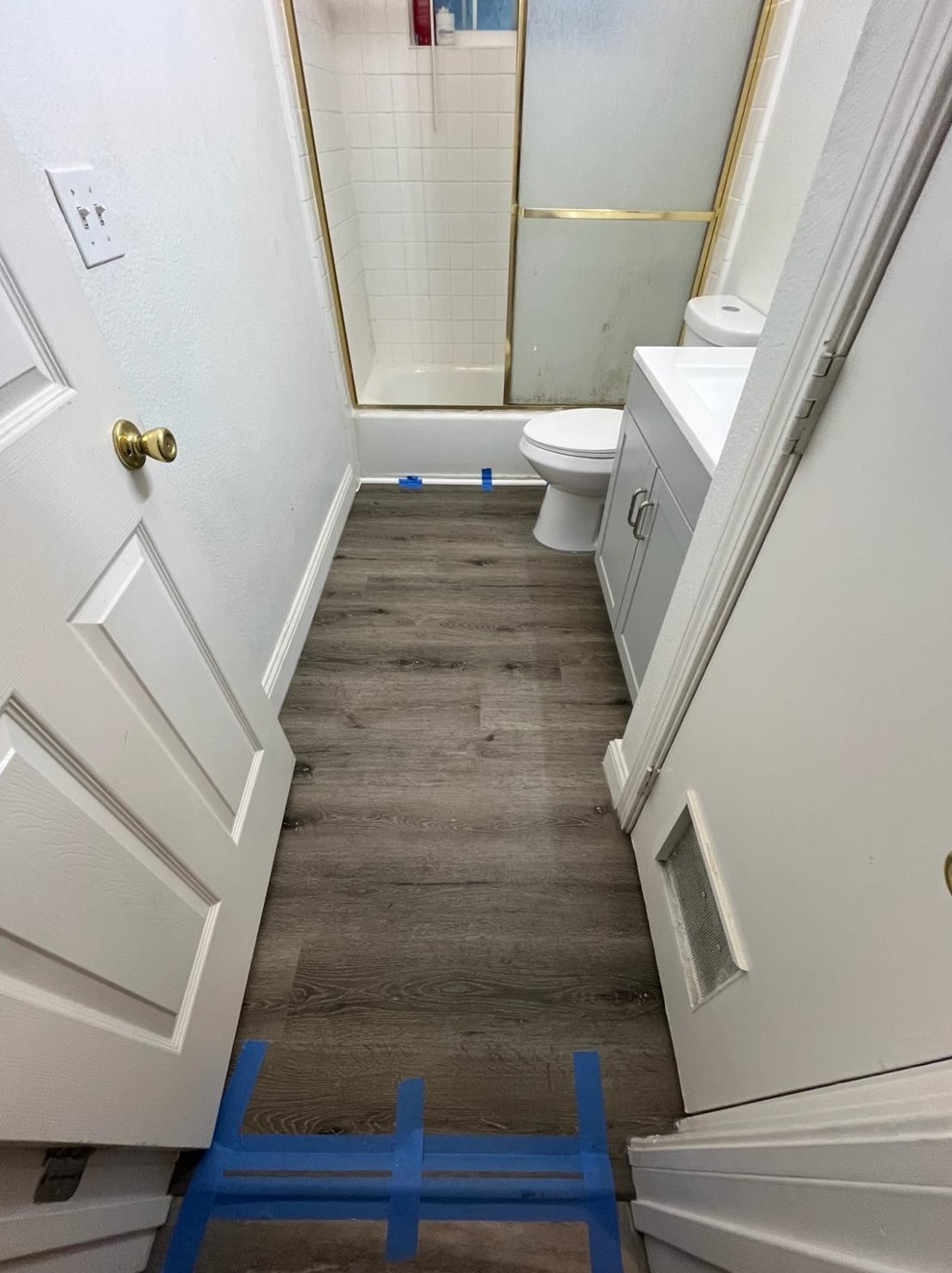 2868 Ln Colina Way, Carmichael CA  95608-4405 exterior